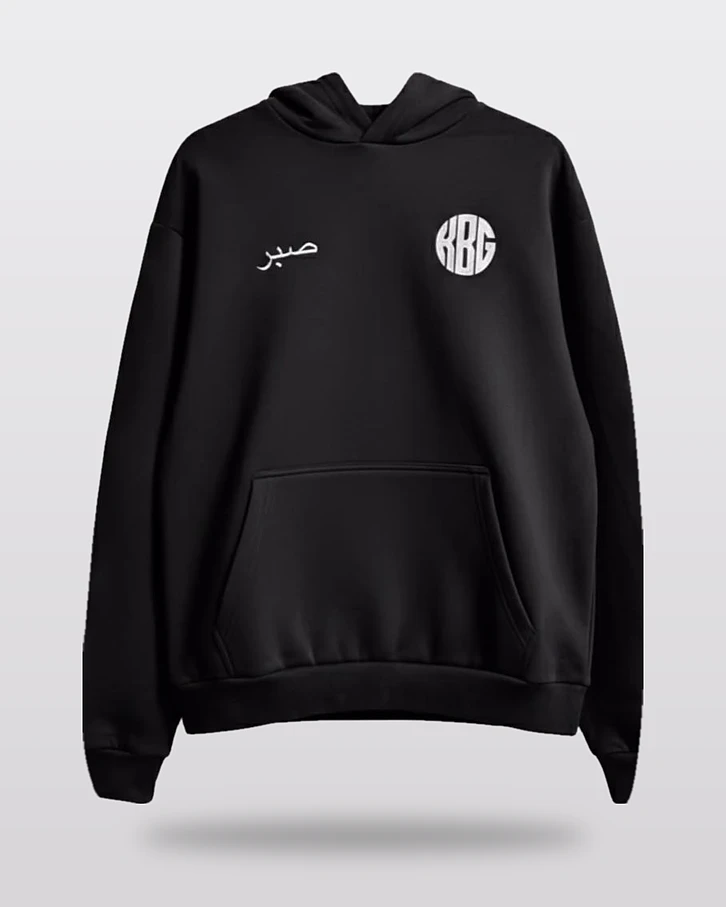 Zwarte hoodie met KBG-logo op de borst